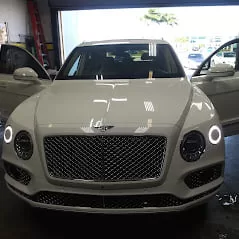  Bentley Bentayga, a luxury SUV. 
